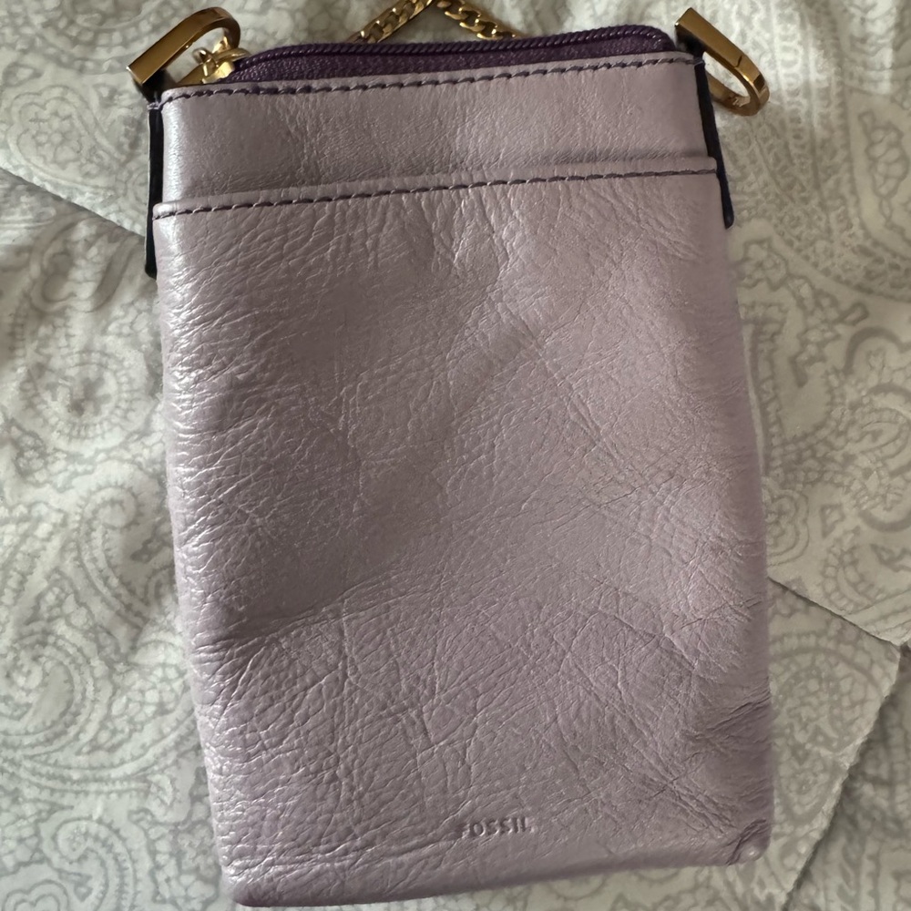 Lavender Leather Crossbody Bag - Picture 3 of 9